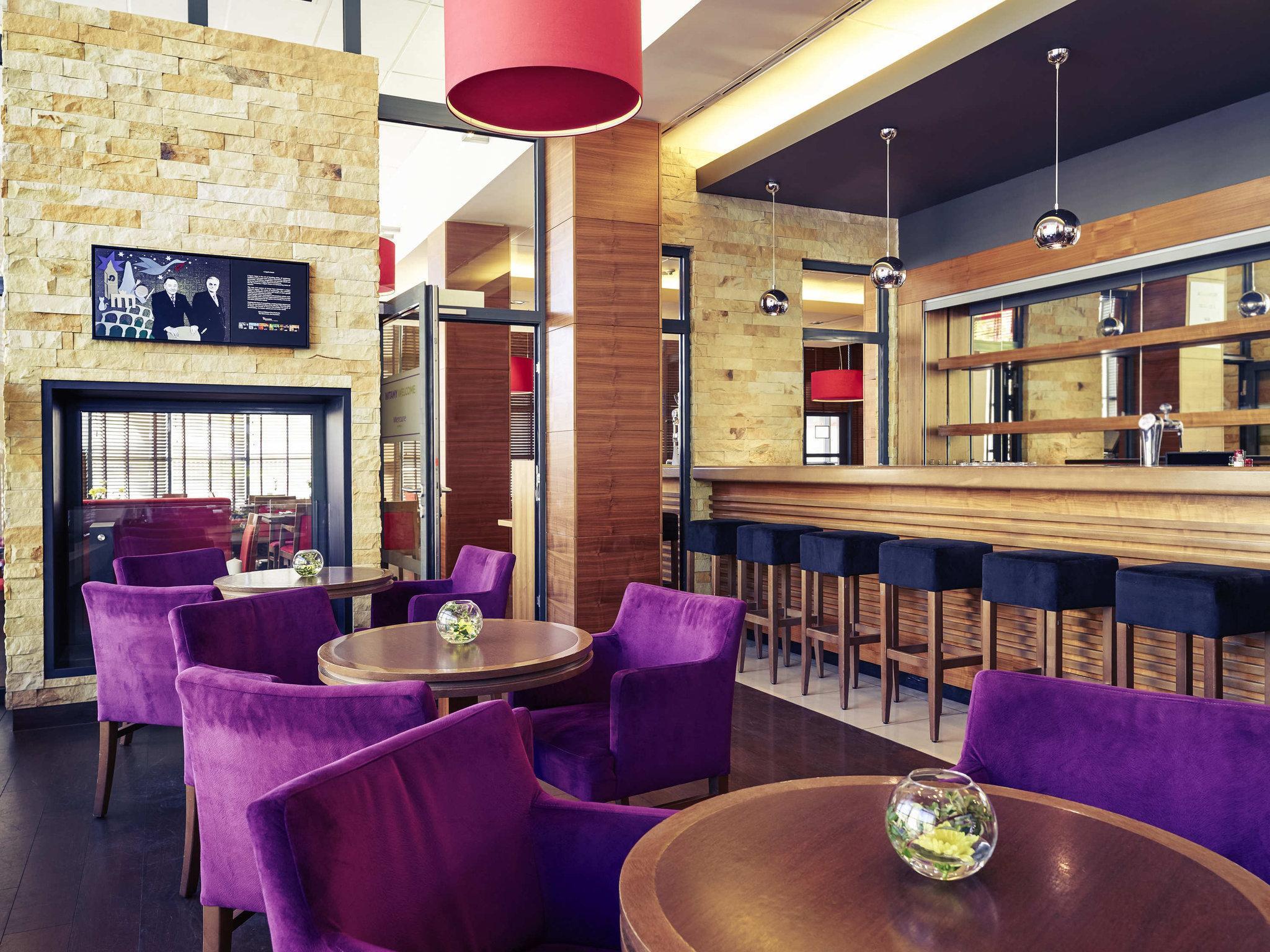 Mercure Warszawa Airport Екстер'єр фото